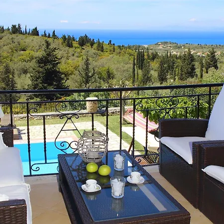 Fuer 6 Personen Und 2 In Lefkada